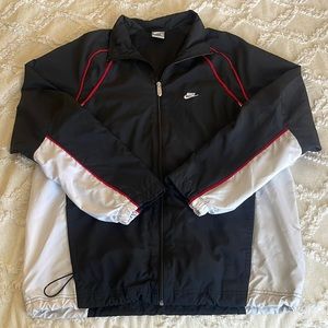 Men’s Nike Windbreaker (size large)